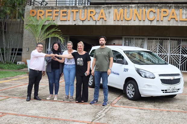 Adoção de cães e gatos recebe estímulo em jogo do XV neste sábado (11) -  Câmara Municipal de Piracicaba